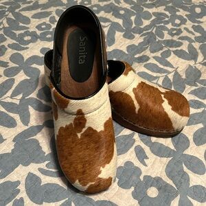 Sanita horse hair clogs